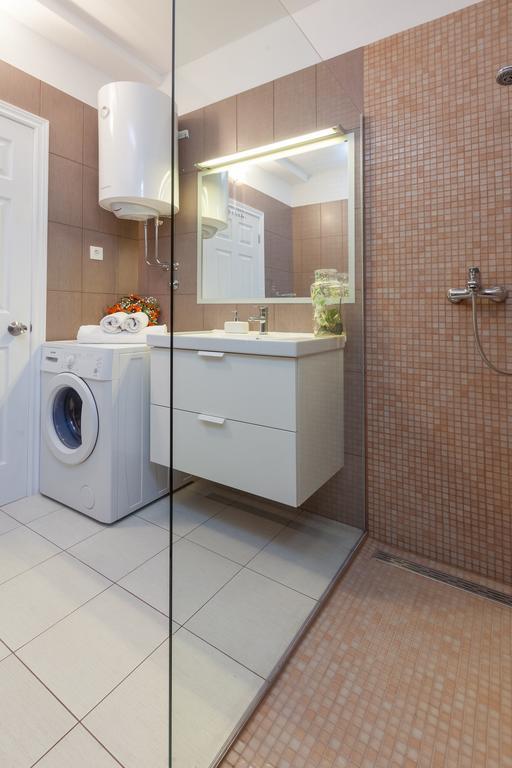 Apartment Vila Volicija Makarska Esterno foto